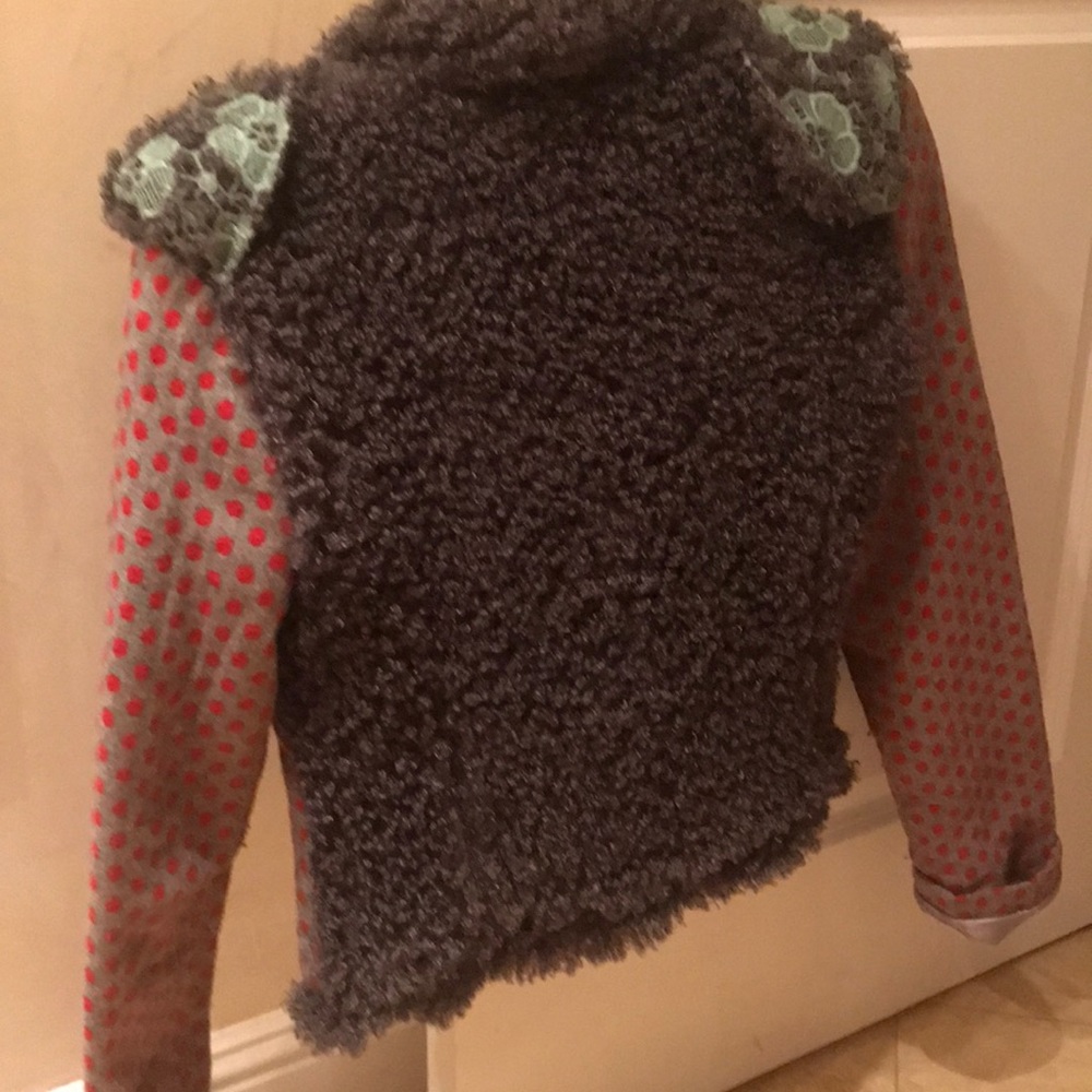 Jacket - Picture 2 of 4